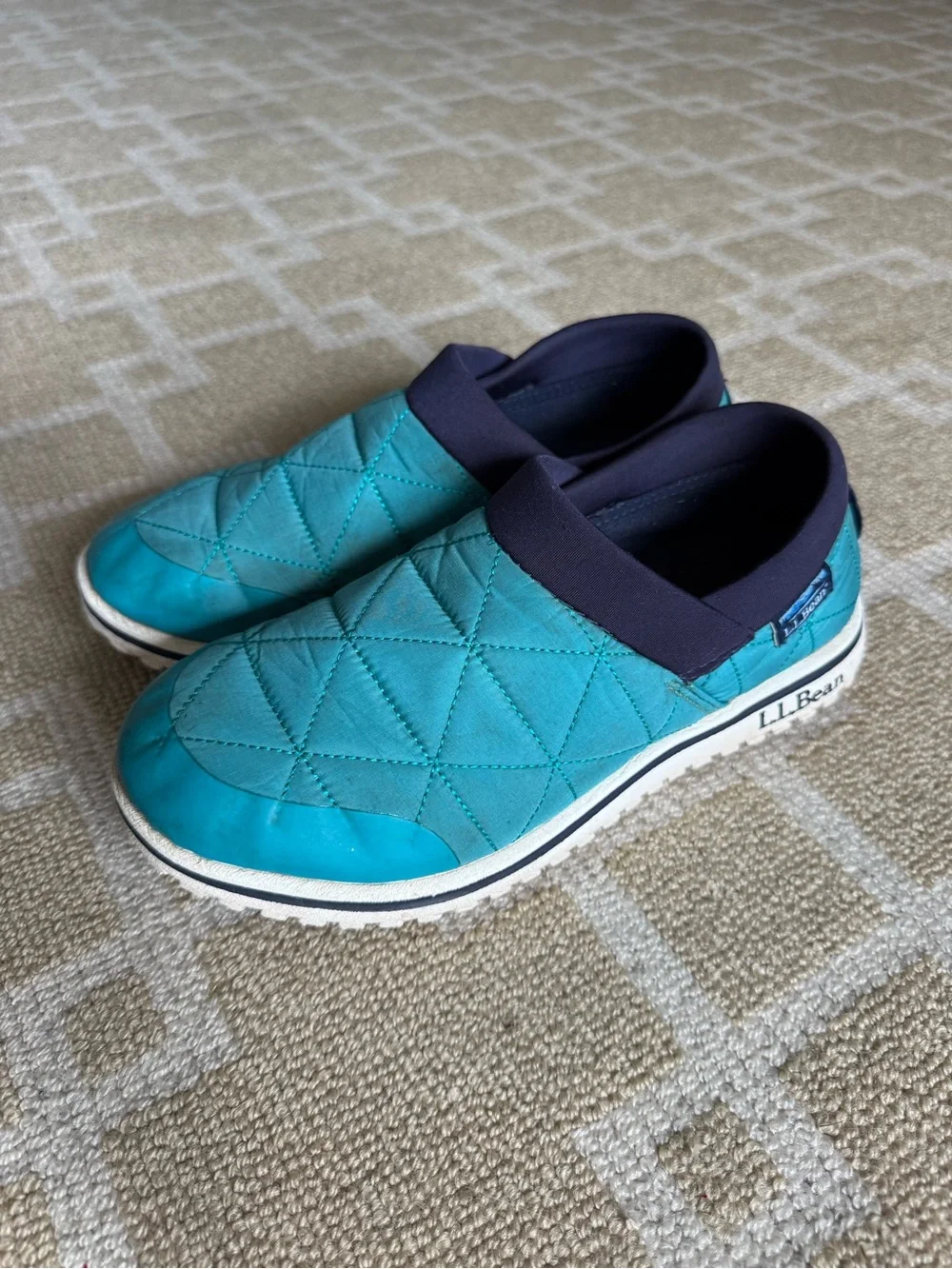 L.L.Bean Primaloft Quilted Slip On Camp Shoes Teal Kids Size 5
